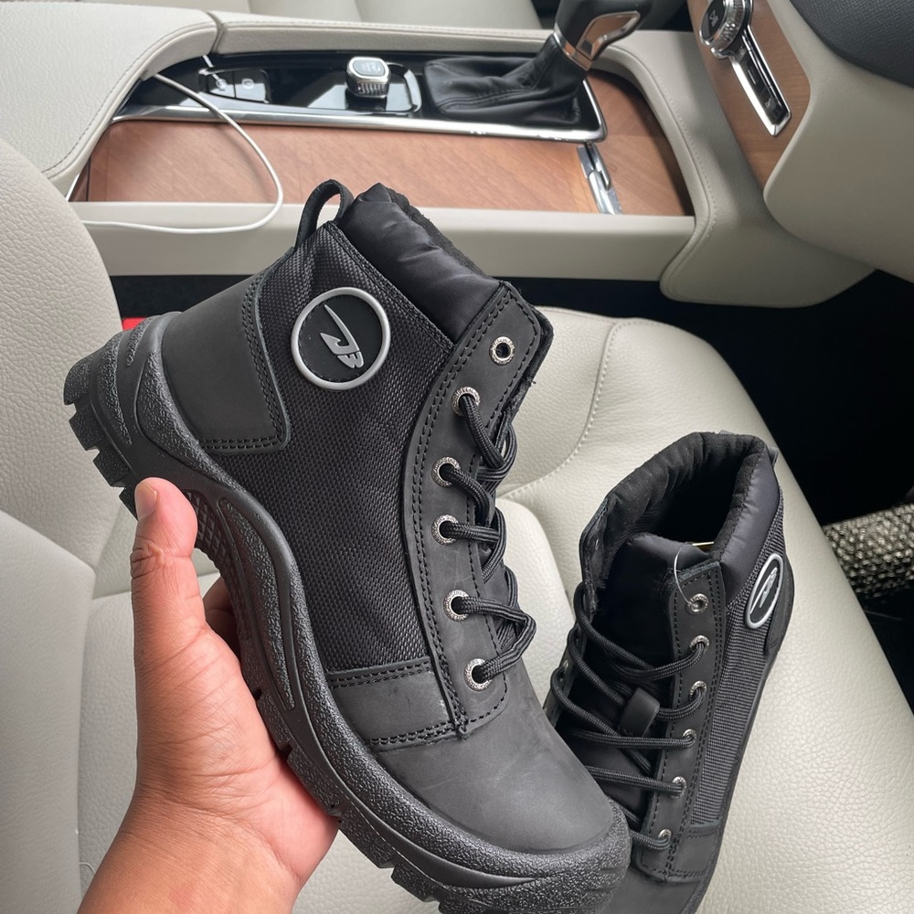 Men's Steel Toe Cap Lightweight Anti-Spike Oil-Resistant SlipResistant WorkBoots